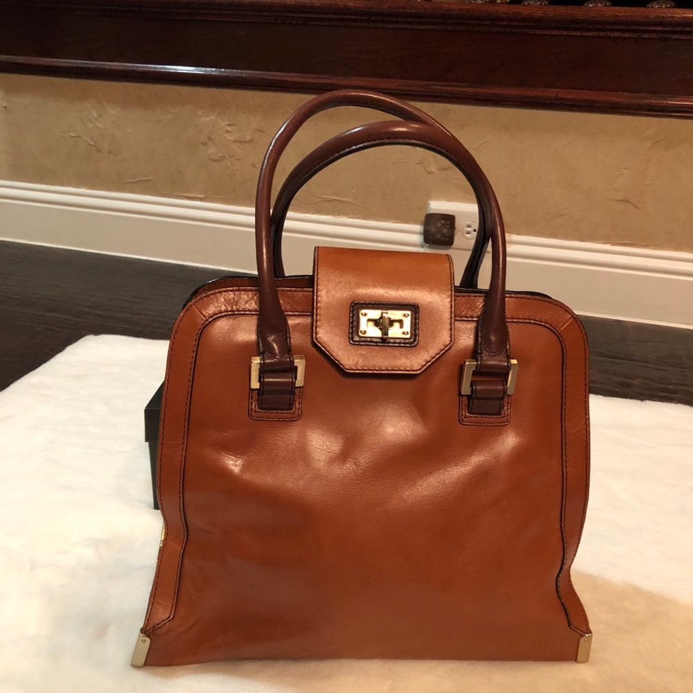 Cognac leather tote
